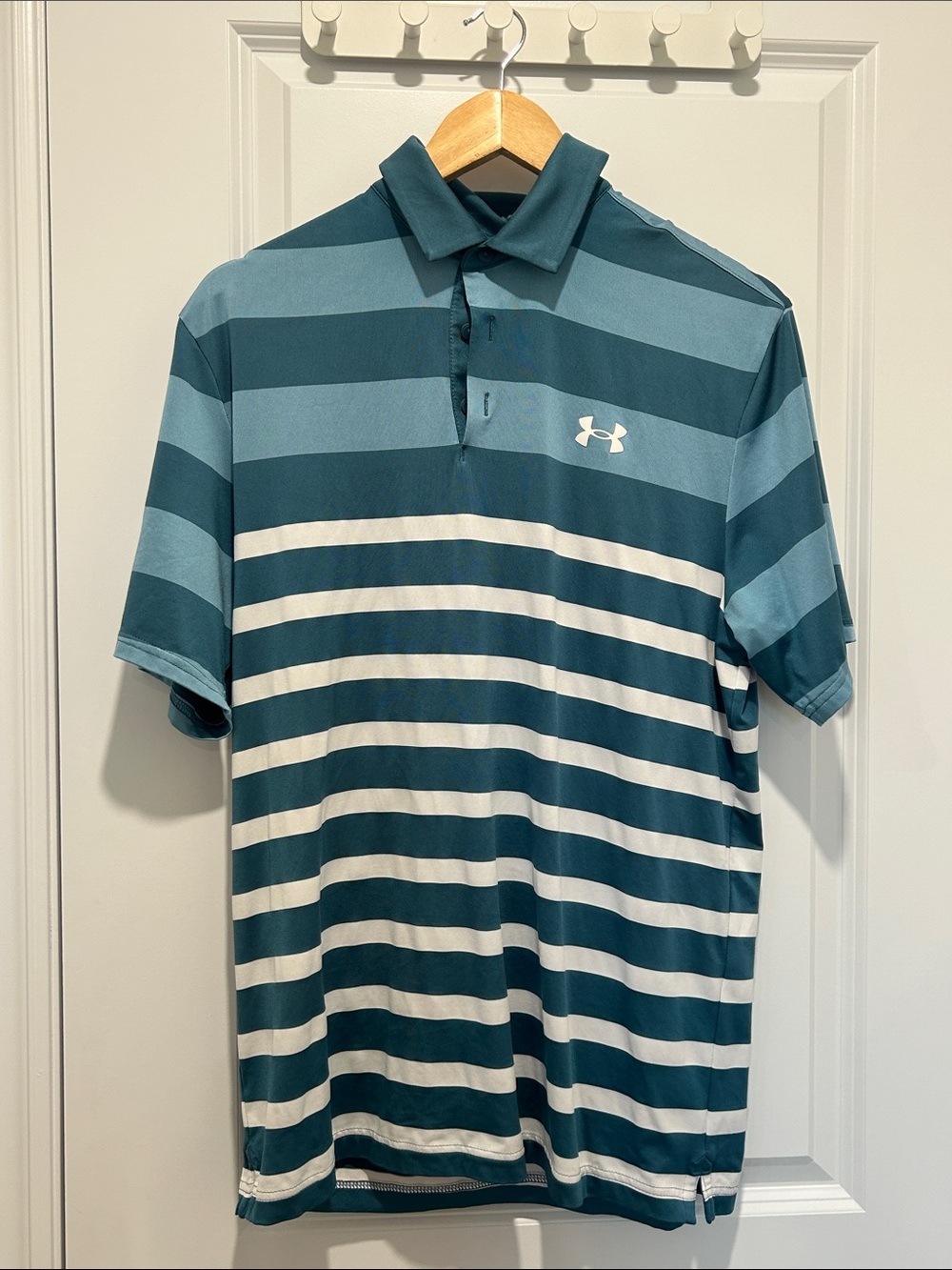 Under Armour Men's Teal & White Horizontal Stripe Polo